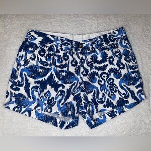 Lilly Pulitzer Callahan shorts in a blue and white "Resort Navy Beach Bathers"